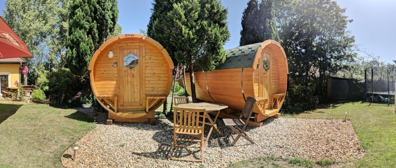 Barrel -Schlafen Im Fass Hotel Gorleben Buitenkant foto